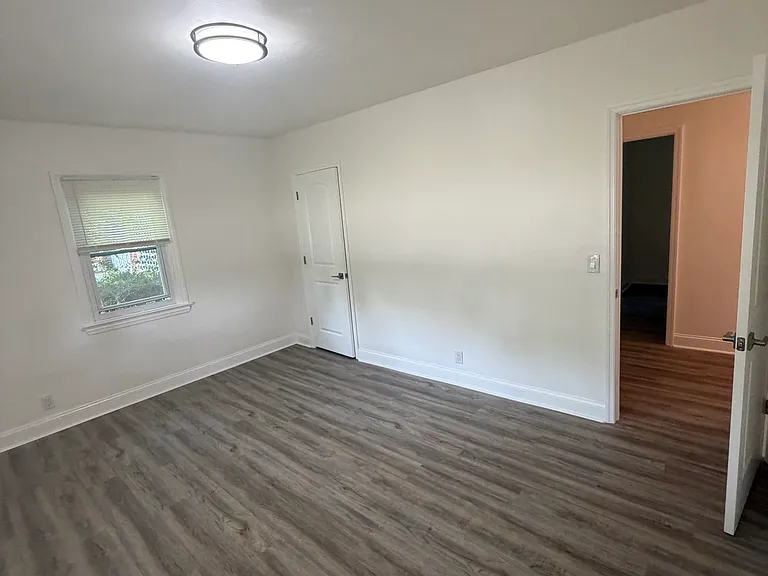 1016 Valley Rd #1 — Photo 13