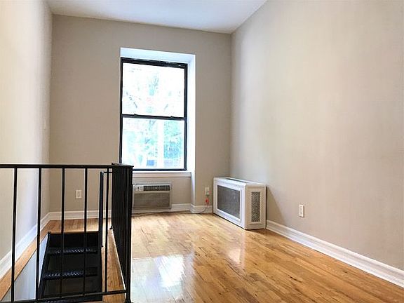 3rd image of 514 E 88th St APT 1A