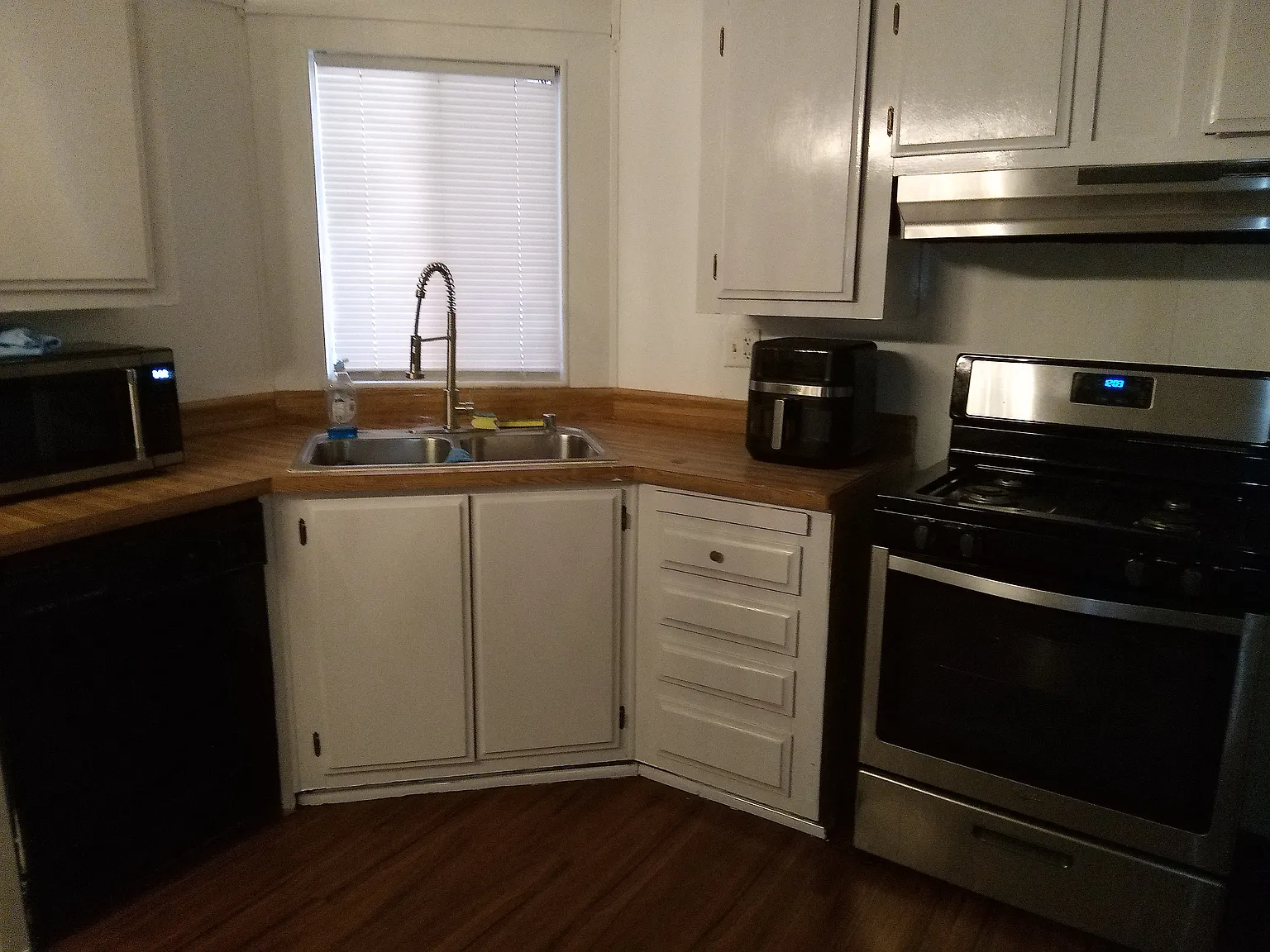 1674 Rio Vista Dr — Photo 4