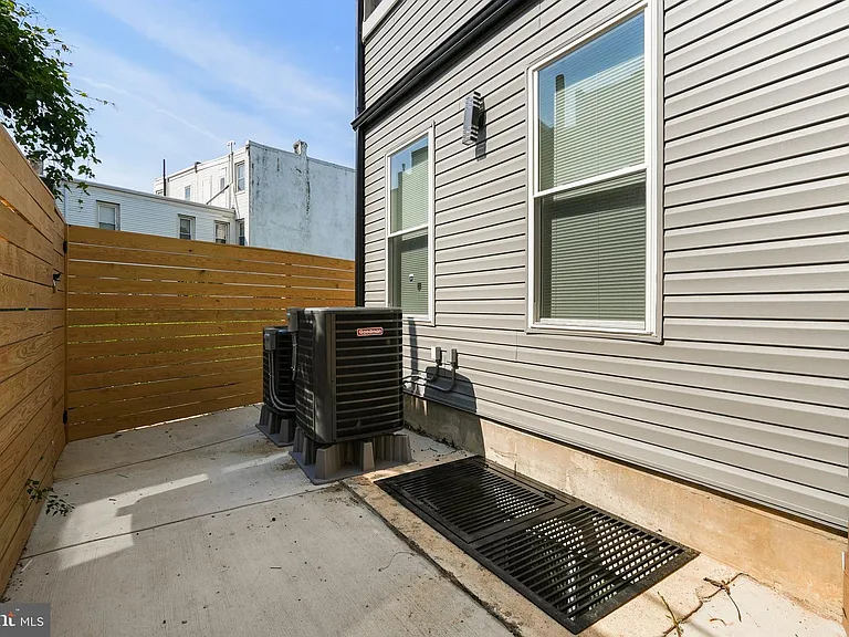 2325 Germantown Ave #1 — Photo 10