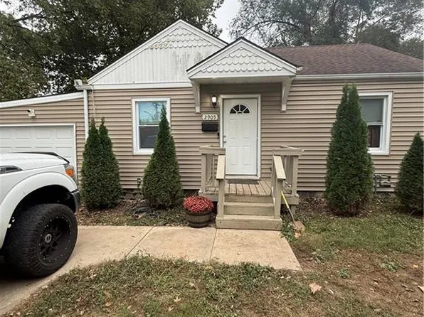 2905 E Sheley Rd, Independence, MO 64052