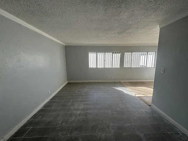 2 bed, 950 sqft, $2,150 — Photo 1