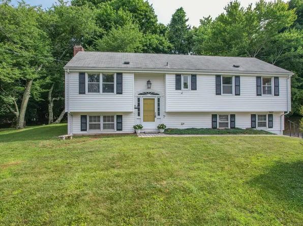 90 Skyline Drive, Meriden, CT 06451