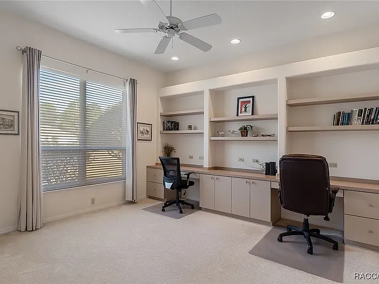40 Deerwood Dr — Photo 11