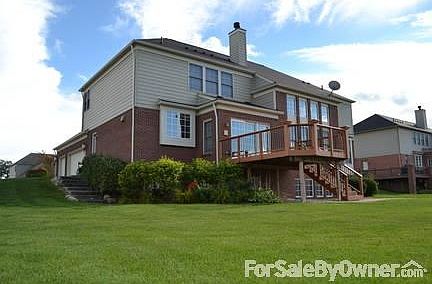 5th image of 1868 New Castle Dr
