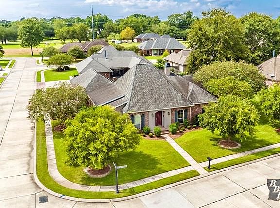 2nd image of 103 Bayou Lafourche Dr