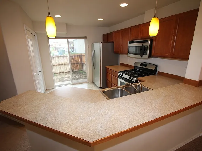 147 Matthew Paul Way — Photo 3