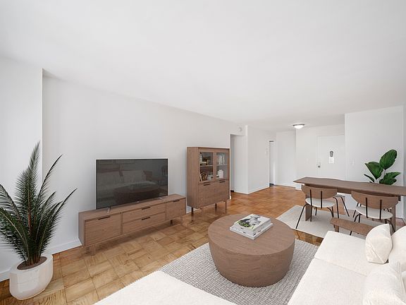 4th image of 236 E 36th St APT 8H