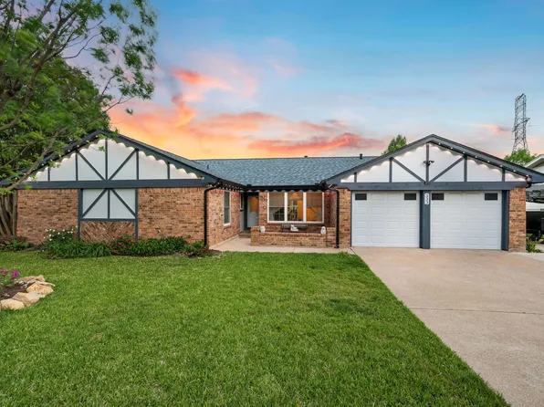 333 Mountainview Dr, Hurst, TX 76054