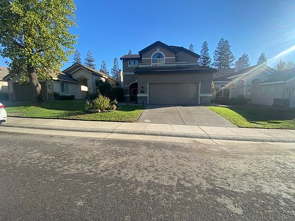 2nd image of 2460 Julliard Cir