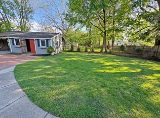 50 Staniford St #50, Auburndale, MA 02466