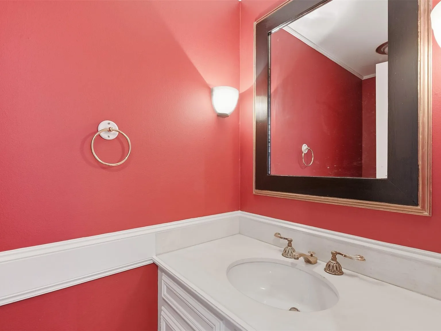 2 bed, 2.5 bath, 1600 sqft, $2,850 — Photo 4