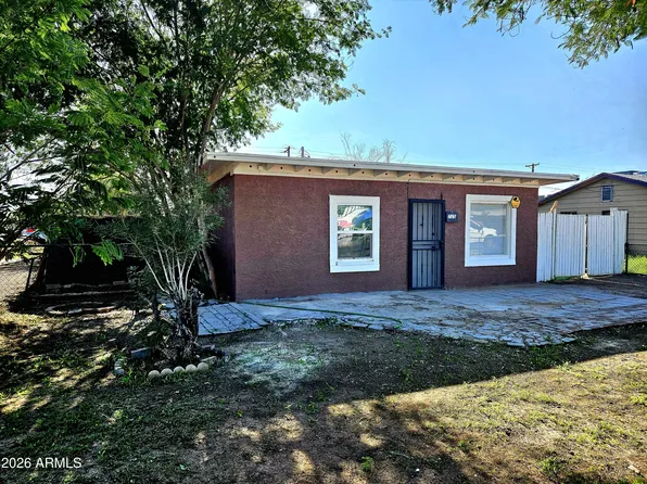 725 W SOUTHGATE Avenue W, Phoenix, AZ 85041