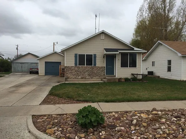 552 E 300 N, Roosevelt, UT 84066