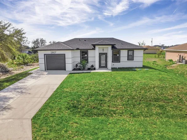 2807 74th St W, Lehigh Acres, FL 33971