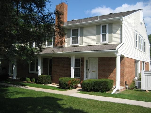1st image of 42170 Pellston Dr #281