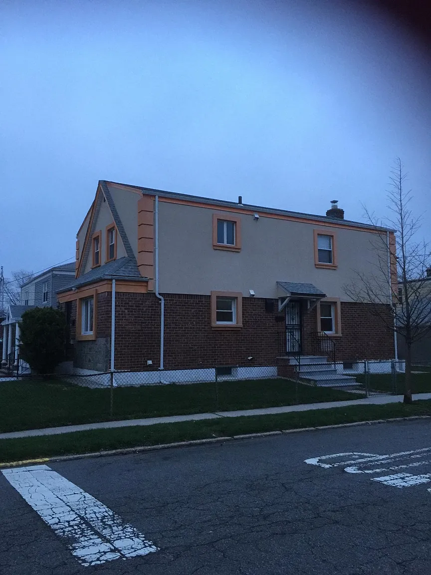 20306 48th Ave photo 1