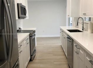 4072 SW 98th Ave #4072, Miami, FL 33165