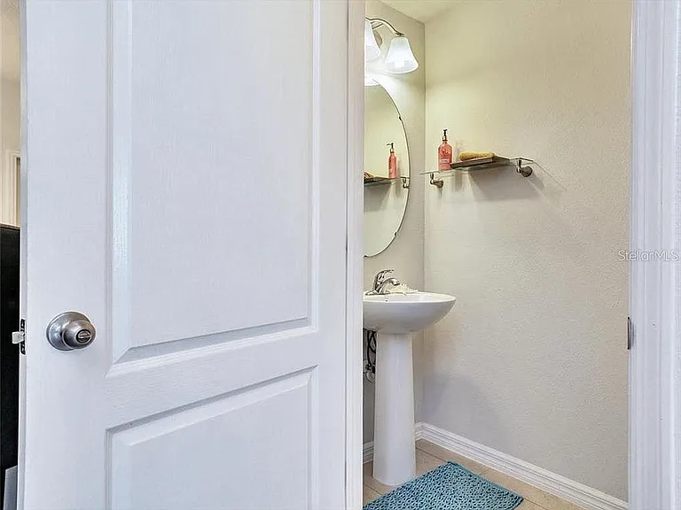 10958 Verawood Dr — Photo 18