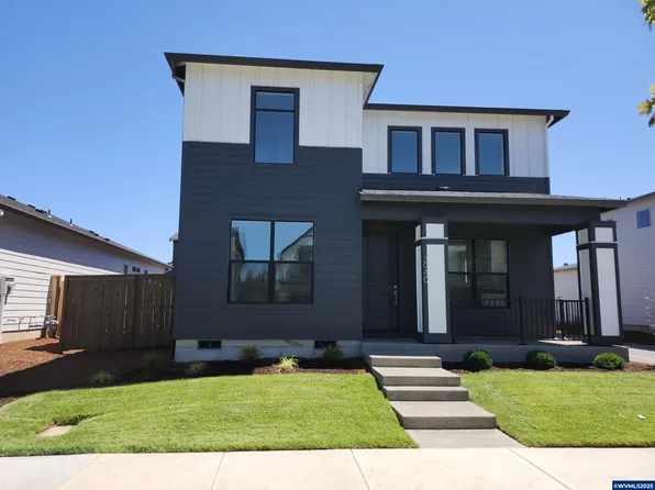 2940 Olympic St, Woodburn, OR 97071
