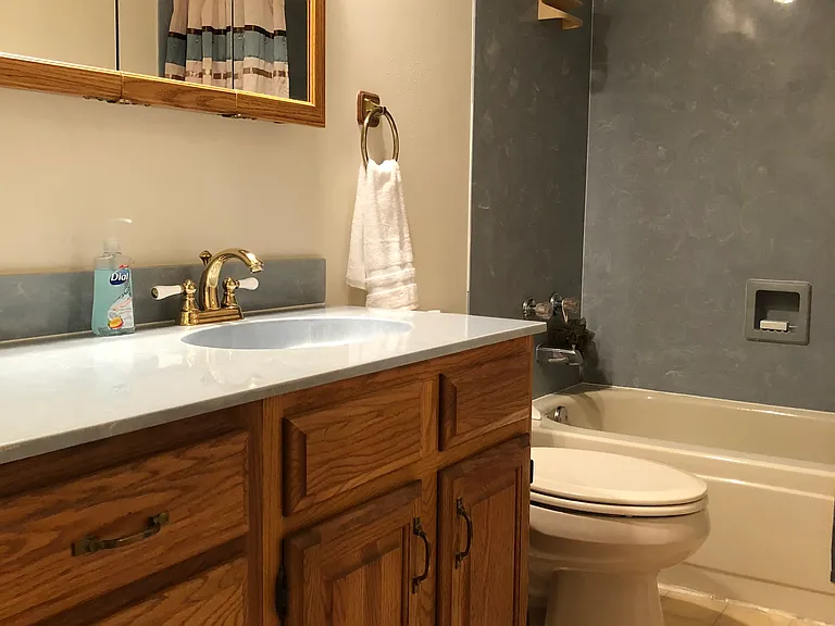 317 Morgan St E #E FURNISHED — Photo 38