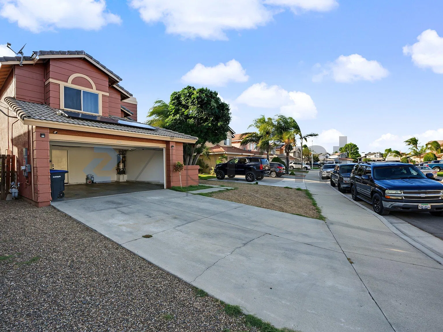 4 bed, 1799 sqft, $3,200 — Photo 3