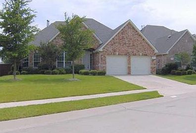 5th image of 8609 Brook Hollow Dr