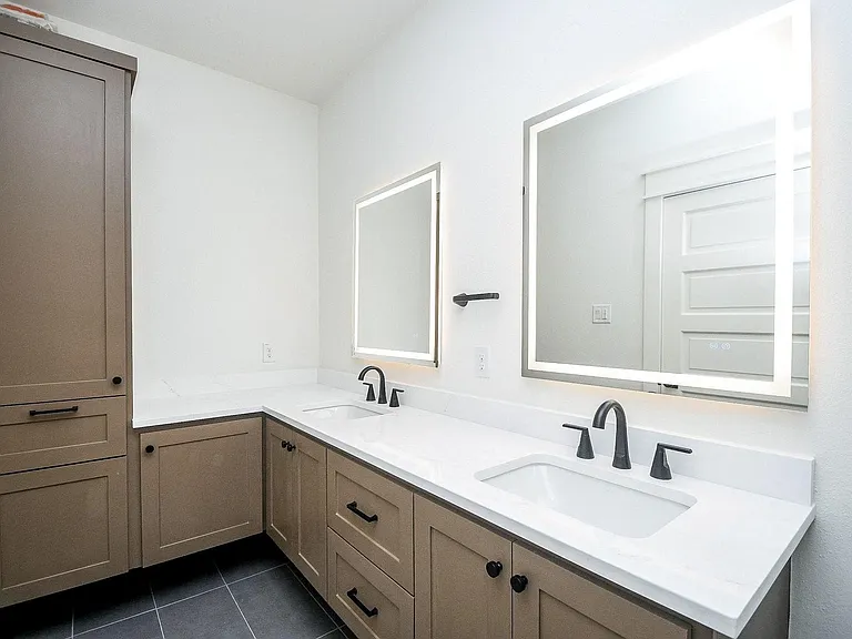 4101 Victoria Ave #B — Photo 29