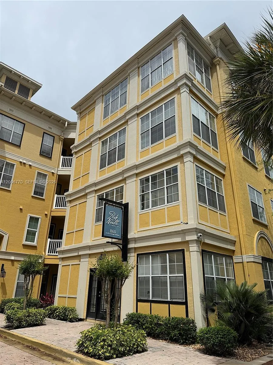 Building Photo - 860 N Orange Ave #258