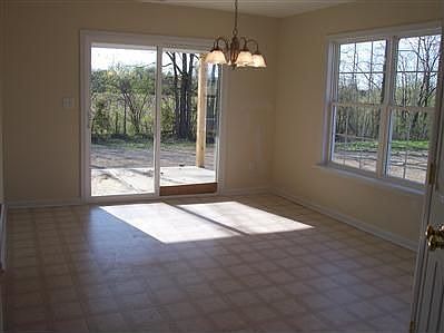 5th image of 229 Reisling Dr
