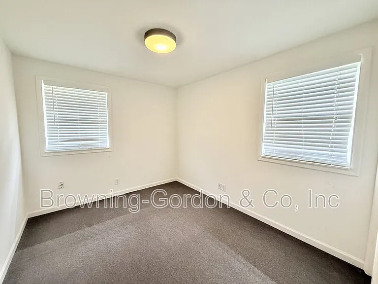 1017 14th Ave S — Photo 10