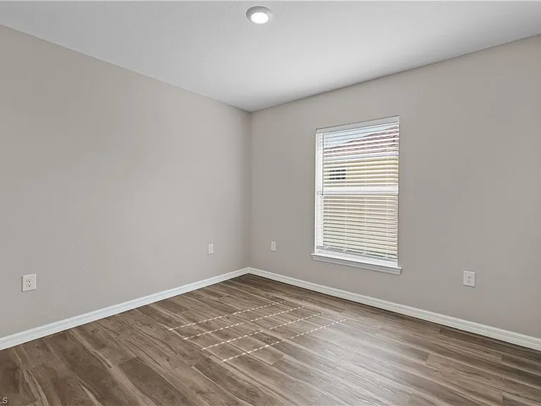 120 Britt Rd — Photo 19