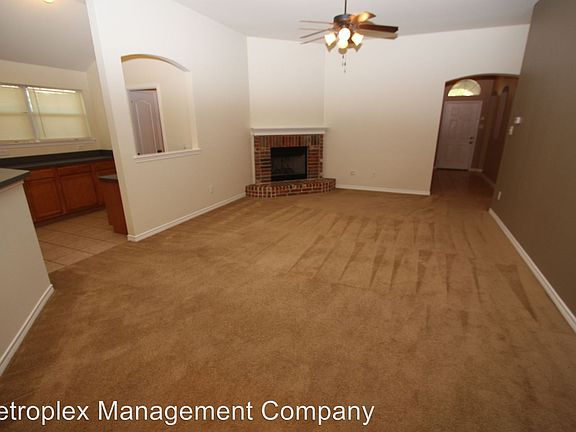 5th image of 11657 Maddie Ave