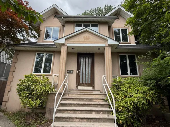 2671 Amboy Rd, Staten Island, NY 10306