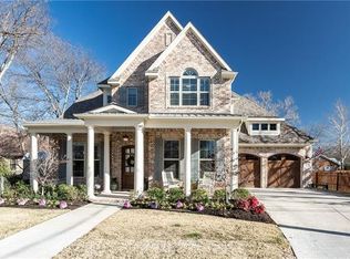 106 S Pine St, Roanoke, TX 76262