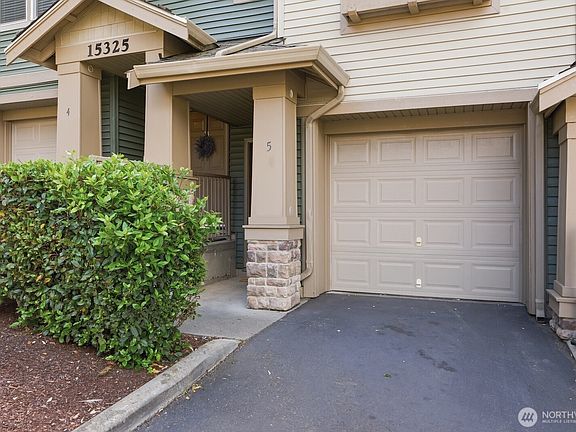 3rd image of 15325 SE 155th Place #J5