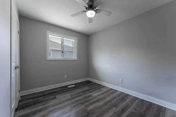 2607 Foxmeadow Rd #MAIN FLOOR — Photo 10