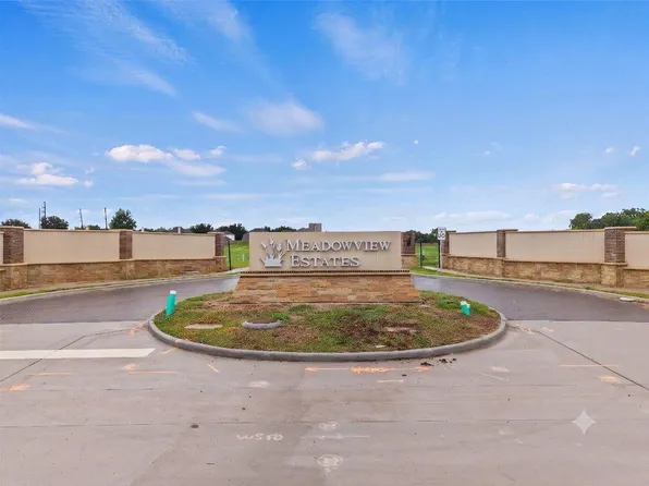 7006 Meadowview Estates Ct, Sugar Land, TX 77479