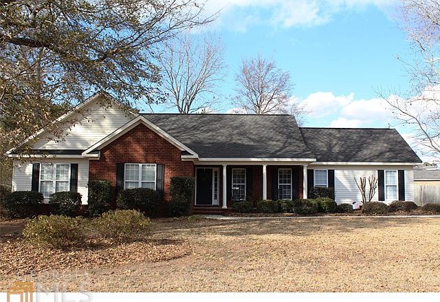 1st image of 1902 Chatsworth Ct