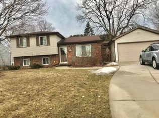 2828 Deake Ave, Ann Arbor, MI 48108