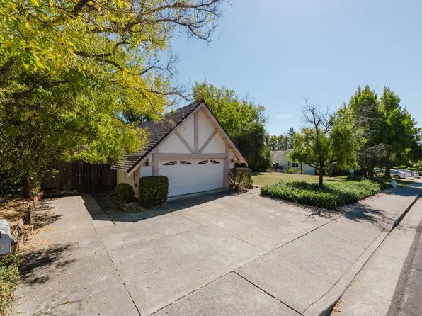 2766 Vista Palomar, Fairfield, CA 94534