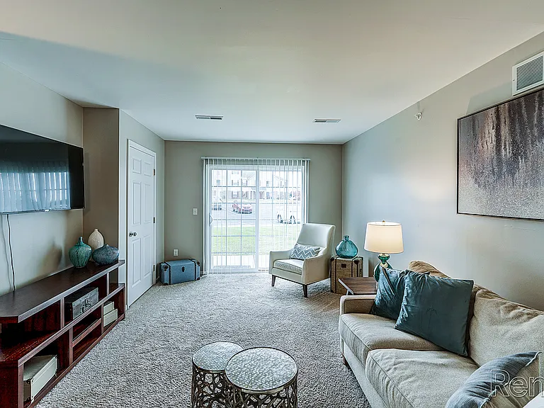 Abbey Ridge Apartment Homes — Photo 2