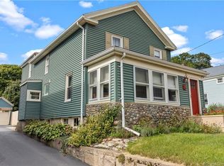 14 Robinson St, Pawcatuck, CT 06379