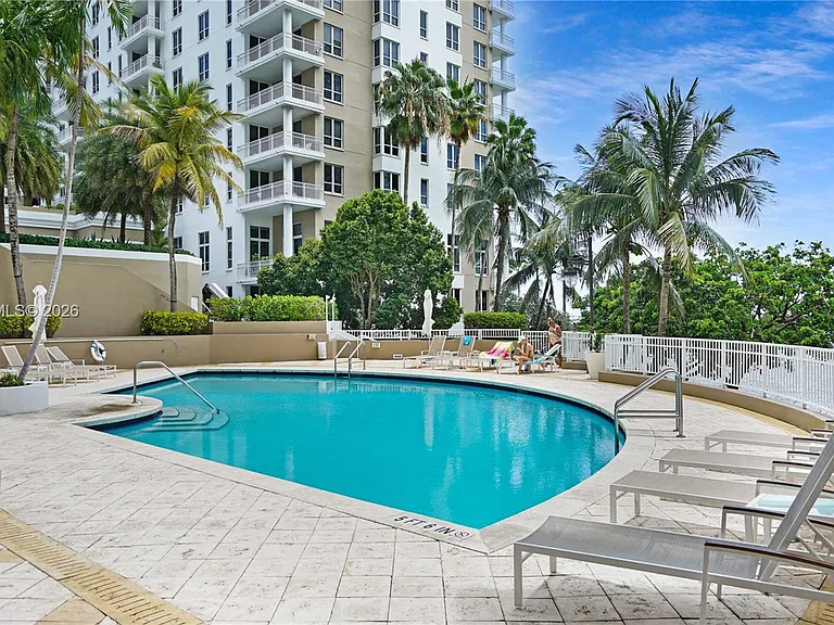 801 Brickell Key Blvd #2210 — Photo 61