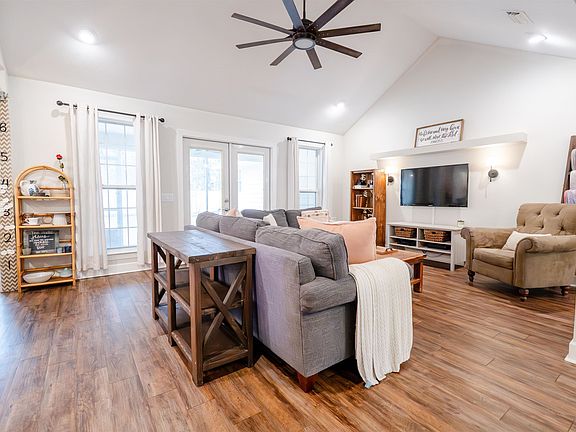 4th image of 1991 Buckfield Dr