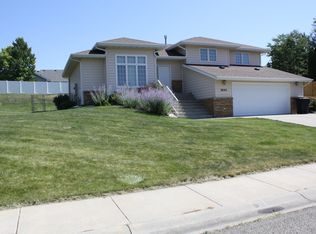 2045 Ridgeview Dr, Billings, MT 59105