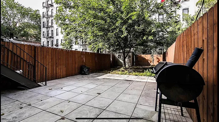 Rented by Nooklyn NYC LLC | media 48