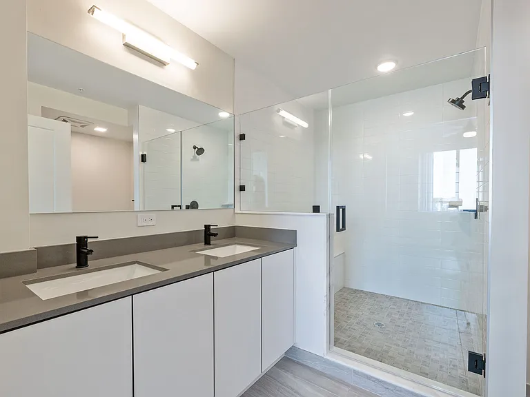 New Avery Pointe East — Photo 38