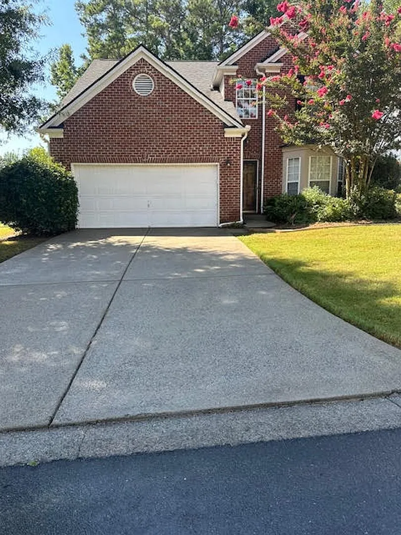 4-Bedroom, 3 Bath Single Family for Rent in Marietta, GA | Attached Garage & Modern Kitchen — Photo 1