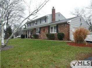 503 Oakview Dr, Toms River, NJ 08753